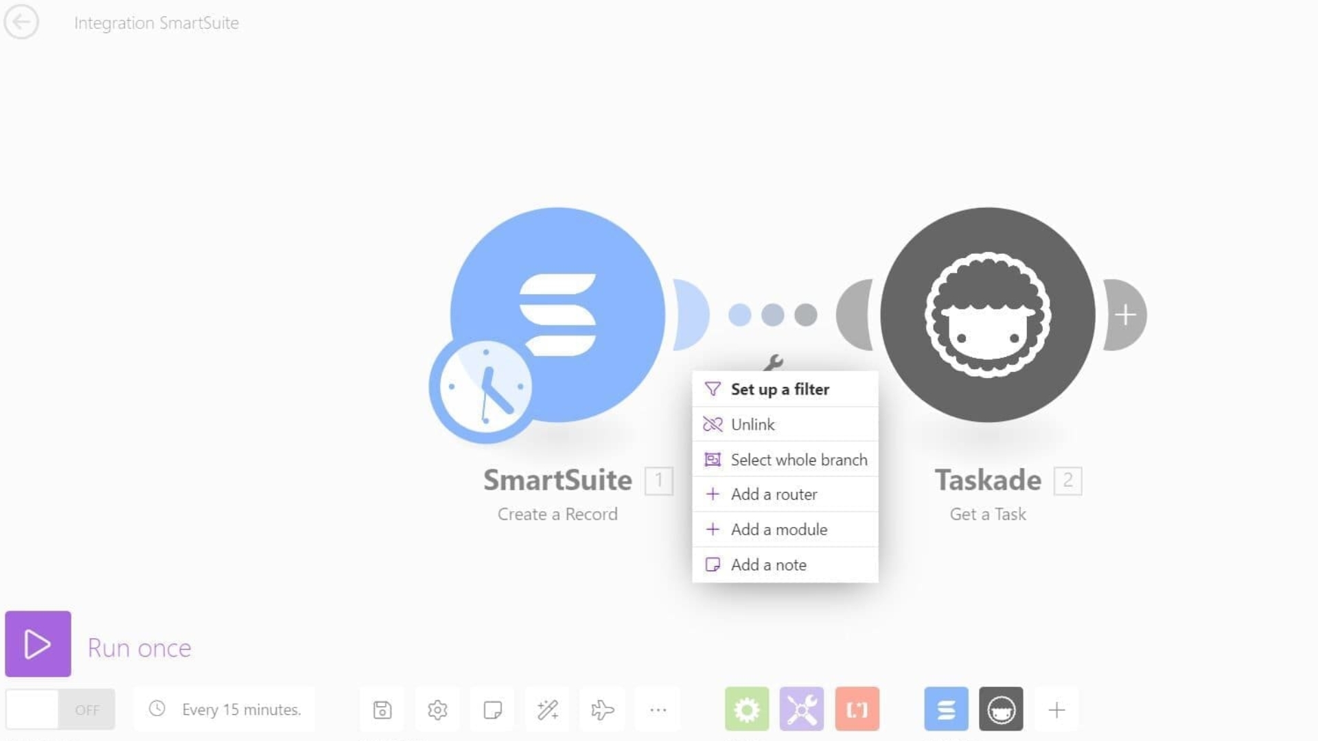 A workflow automation interface displays an integration setup—SmartSuite vs Taskade—with a menu open to options like "Set up a filter," "Unlink," and "Add a note.